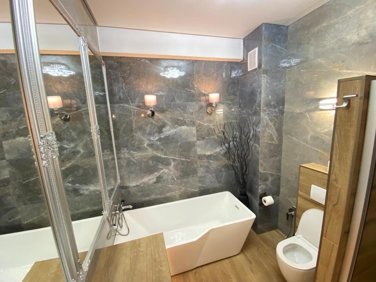 Rentnow Modern Lux Apartment In Centre Chisinau Bagian luar foto