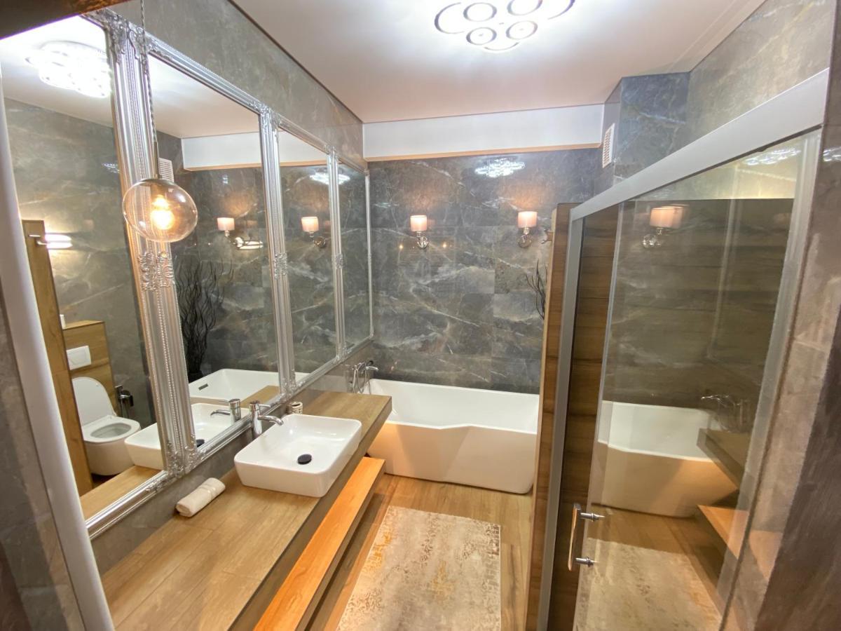 Rentnow Modern Lux Apartment In Centre Chisinau Bagian luar foto