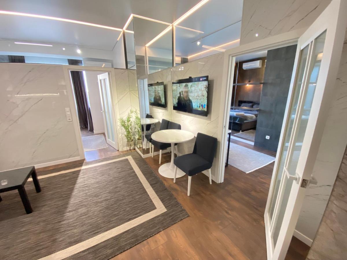 Rentnow Modern Lux Apartment In Centre Chisinau Bagian luar foto
