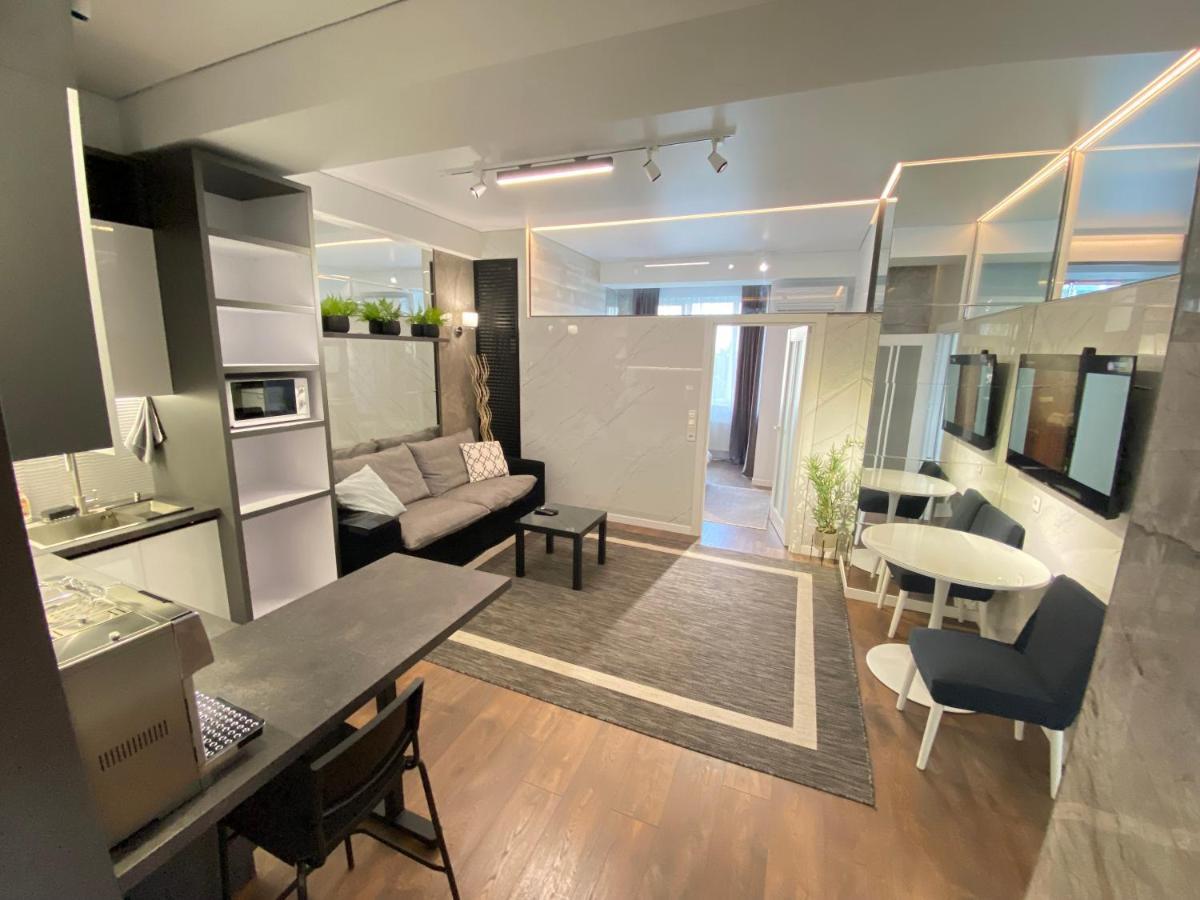 Rentnow Modern Lux Apartment In Centre Chisinau Bagian luar foto