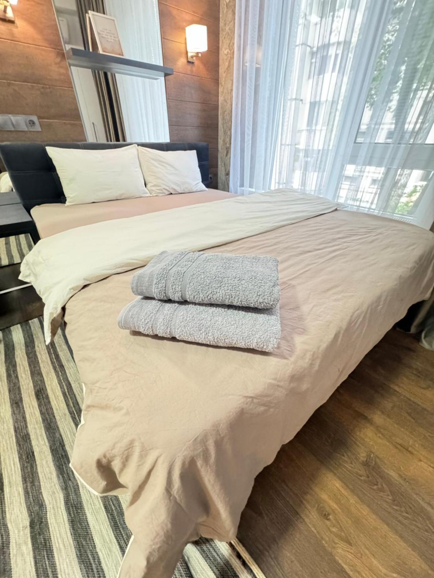 Rentnow Modern Lux Apartment In Centre Chisinau Bagian luar foto