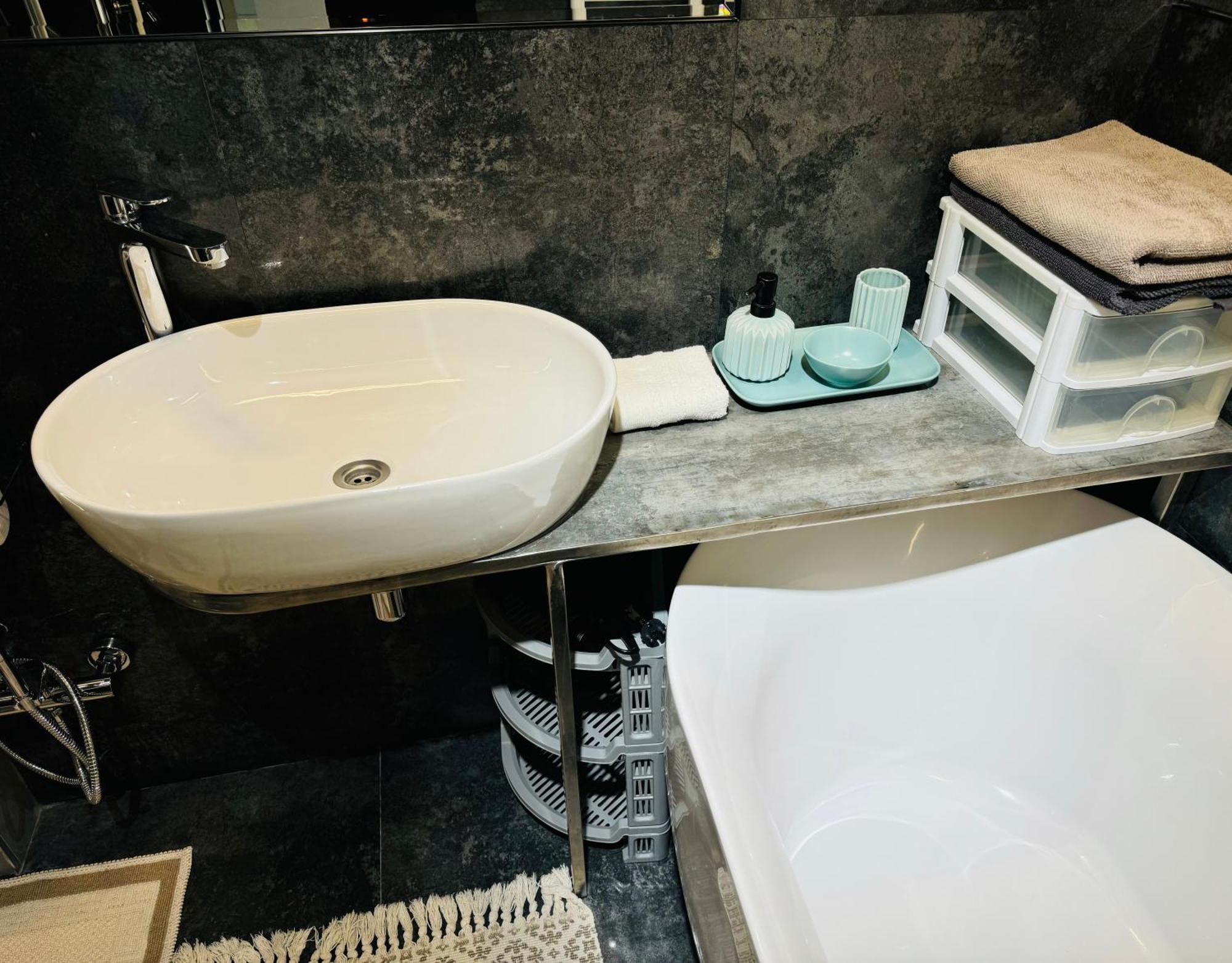 Rentnow Modern Lux Apartment In Centre Chisinau Bagian luar foto